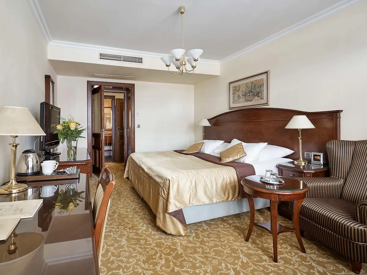****  קרלובי וארי Hotel Romance צ'כיה