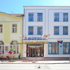 foglaljon itt