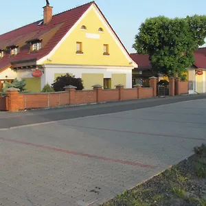  Penzion šindlerův Dvůr Česká republika